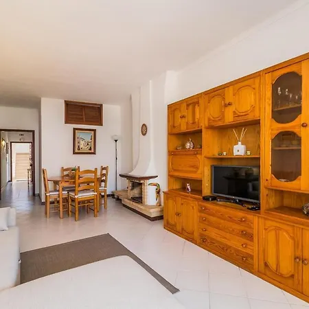 Areyas Pool By Alzira * Albufeira